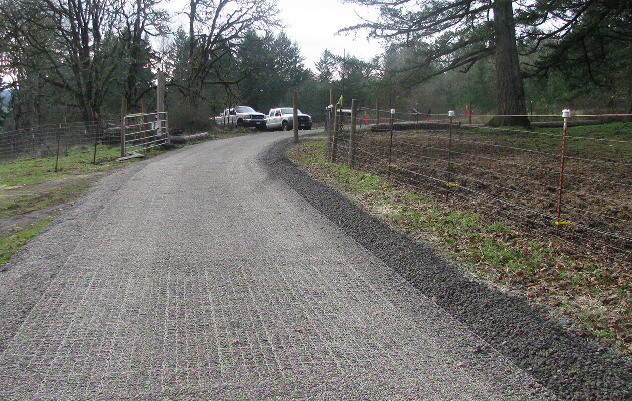 ECORASTER- zatravňovací dlažba- ECORASTER- využití pro koně